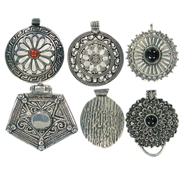 Aluminium Casted Metal Pendants2