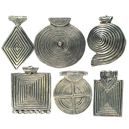 Aluminium Casted Metal Pendants7