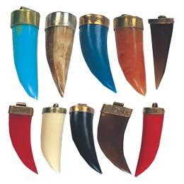 Resin Claw Pendants2