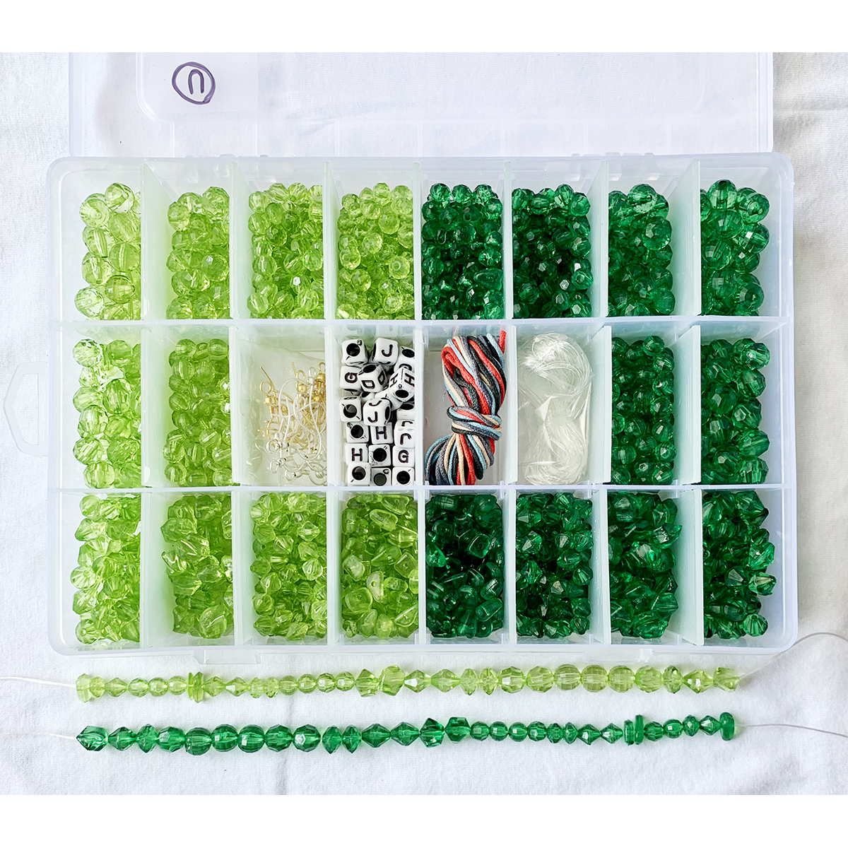 Item U  6mm and 8mm Acrylic faceted Beads for DIY and Jewelry Kit 24 compartment Set